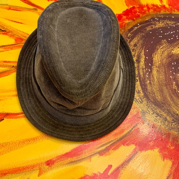 Hat - Picture 3 of 3